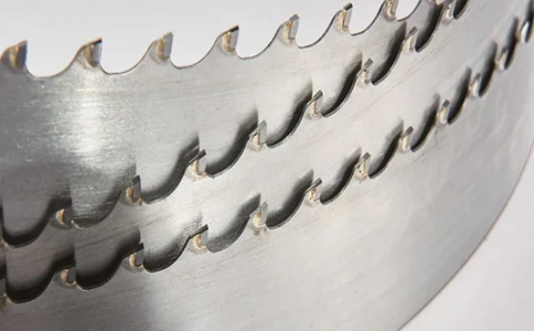 泉州说说硬质合金齿尖的带锯条红硬性远远高于高速钢齿尖